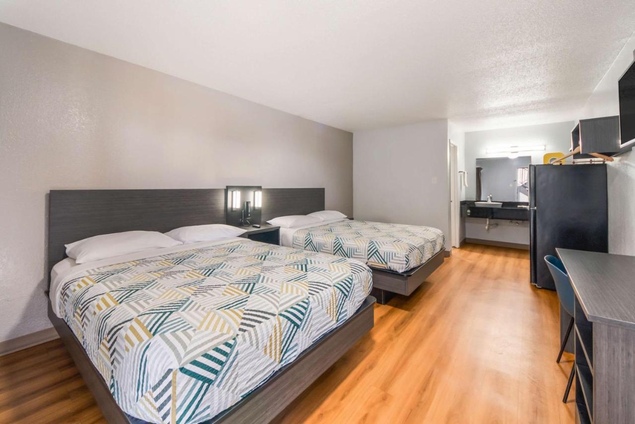 Studio 6 Laredo, Tx - North I-35 Eksteriør billede
